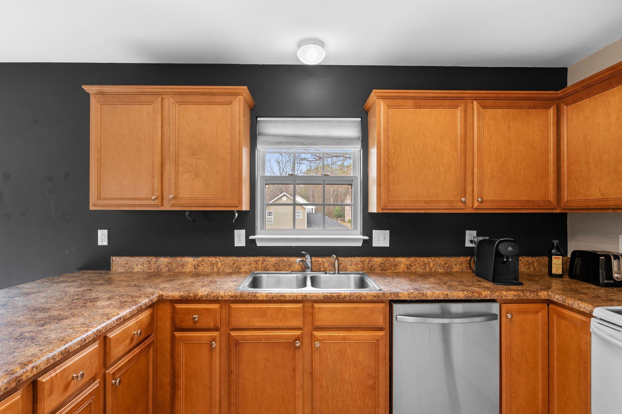 100 Maximus Drive, Greer, South Carolina image 10