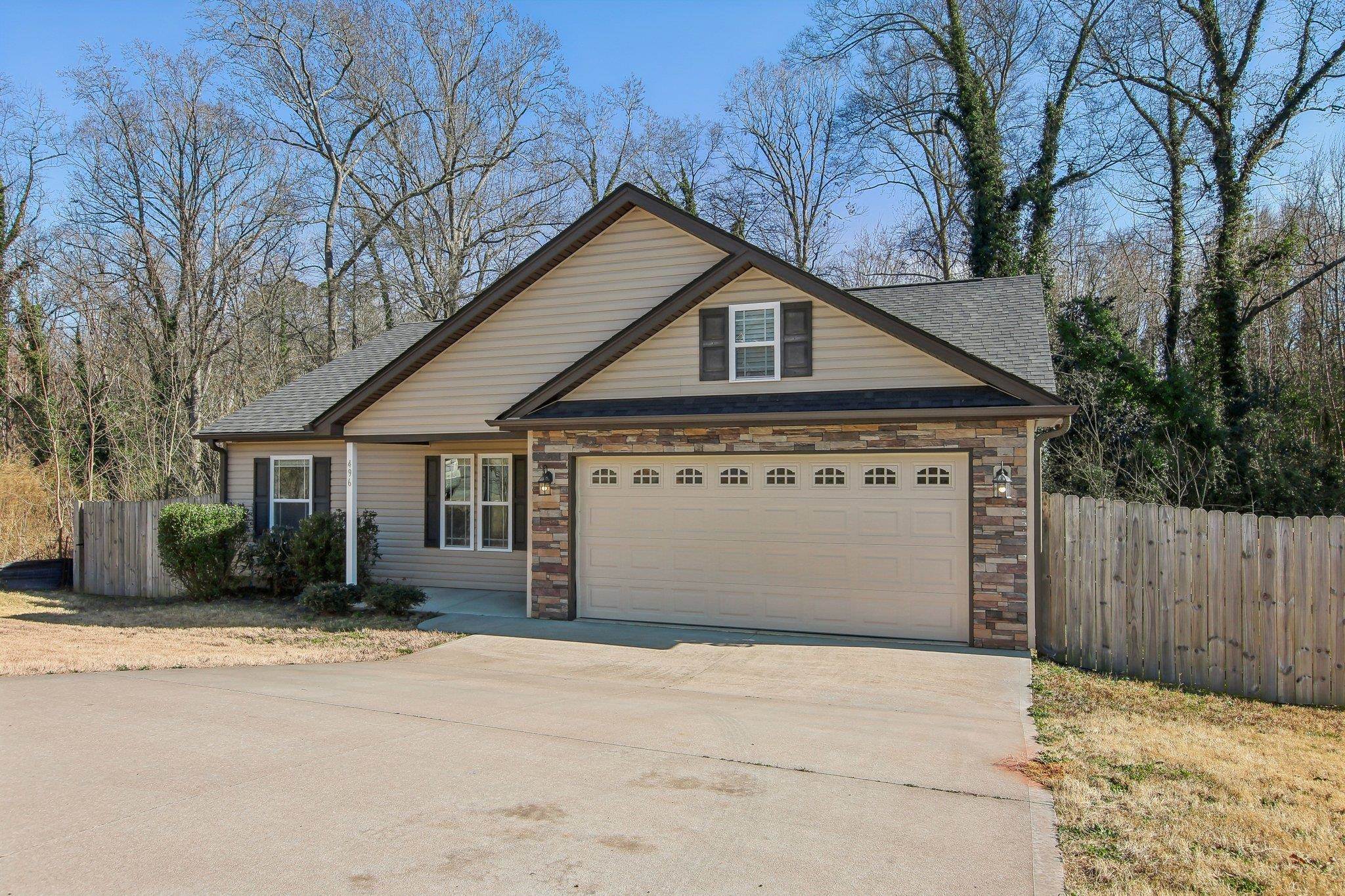 496 Blairwood Court, Spartanburg, South Carolina image 1