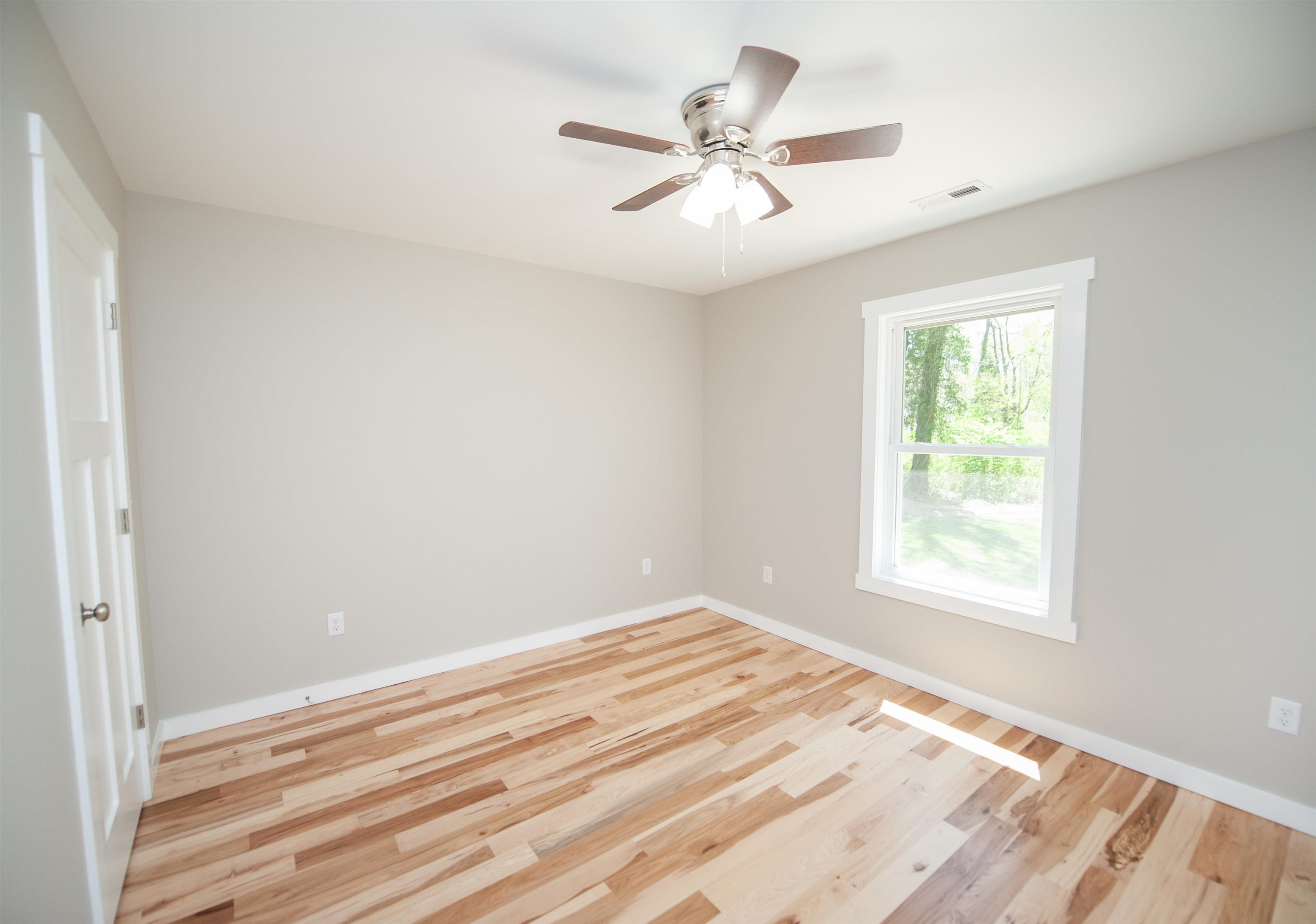 285 Highland Park Road, East Flat Rock, North Carolina image 19