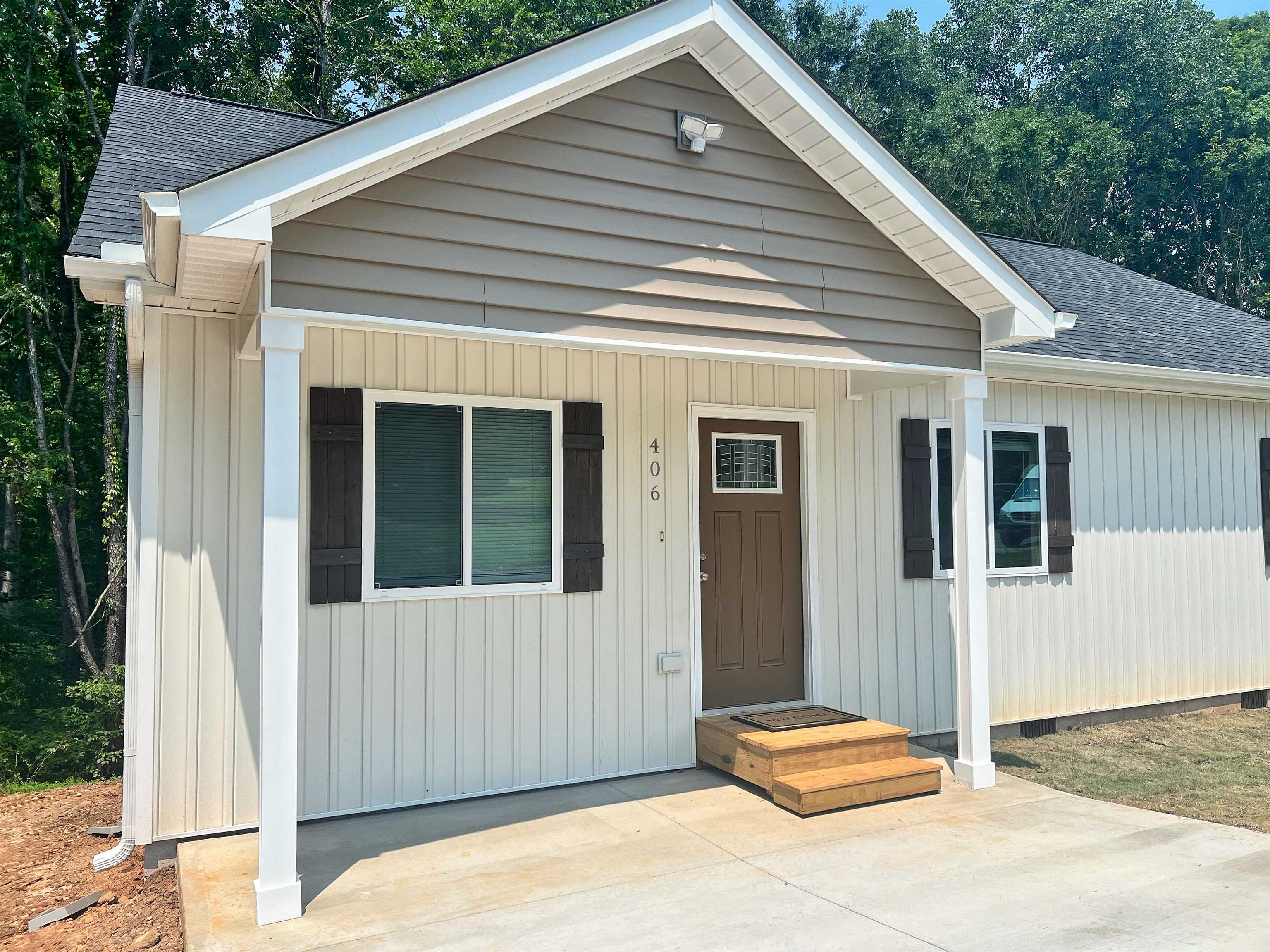 406 Bellingham Court, Spartanburg, South Carolina image 2
