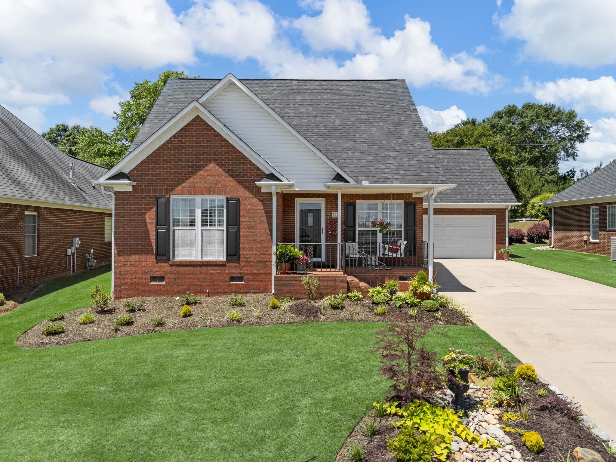 312 Terrace Hills Drive, Boiling Springs, South Carolina image 4