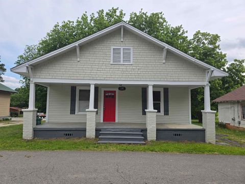 Homes For Sale - 108 Washington Avenue<br/> Gaffney, SC 29340