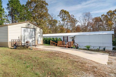 A home in Inman