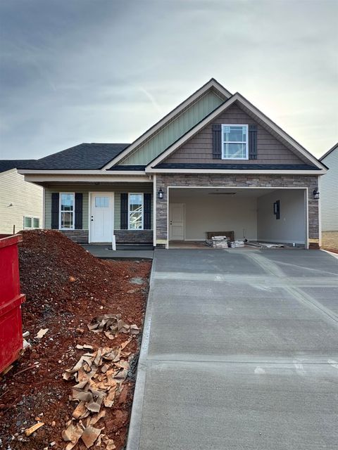 Homes For Sale - 2240 Davenport Court Ct<br/> Moore, SC 29369