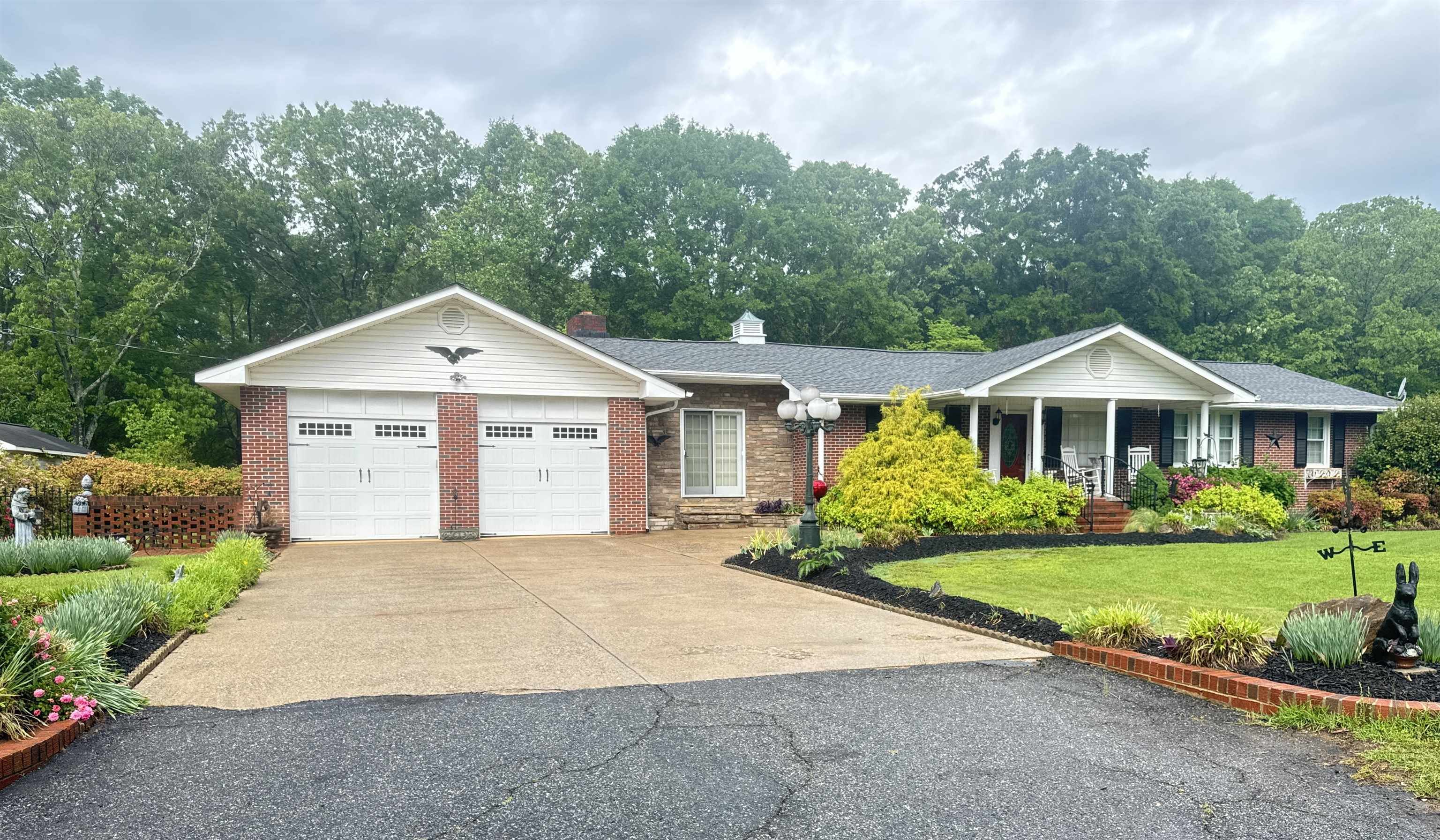 8627 Valley Falls Road, Boiling Springs, South Carolina image 1