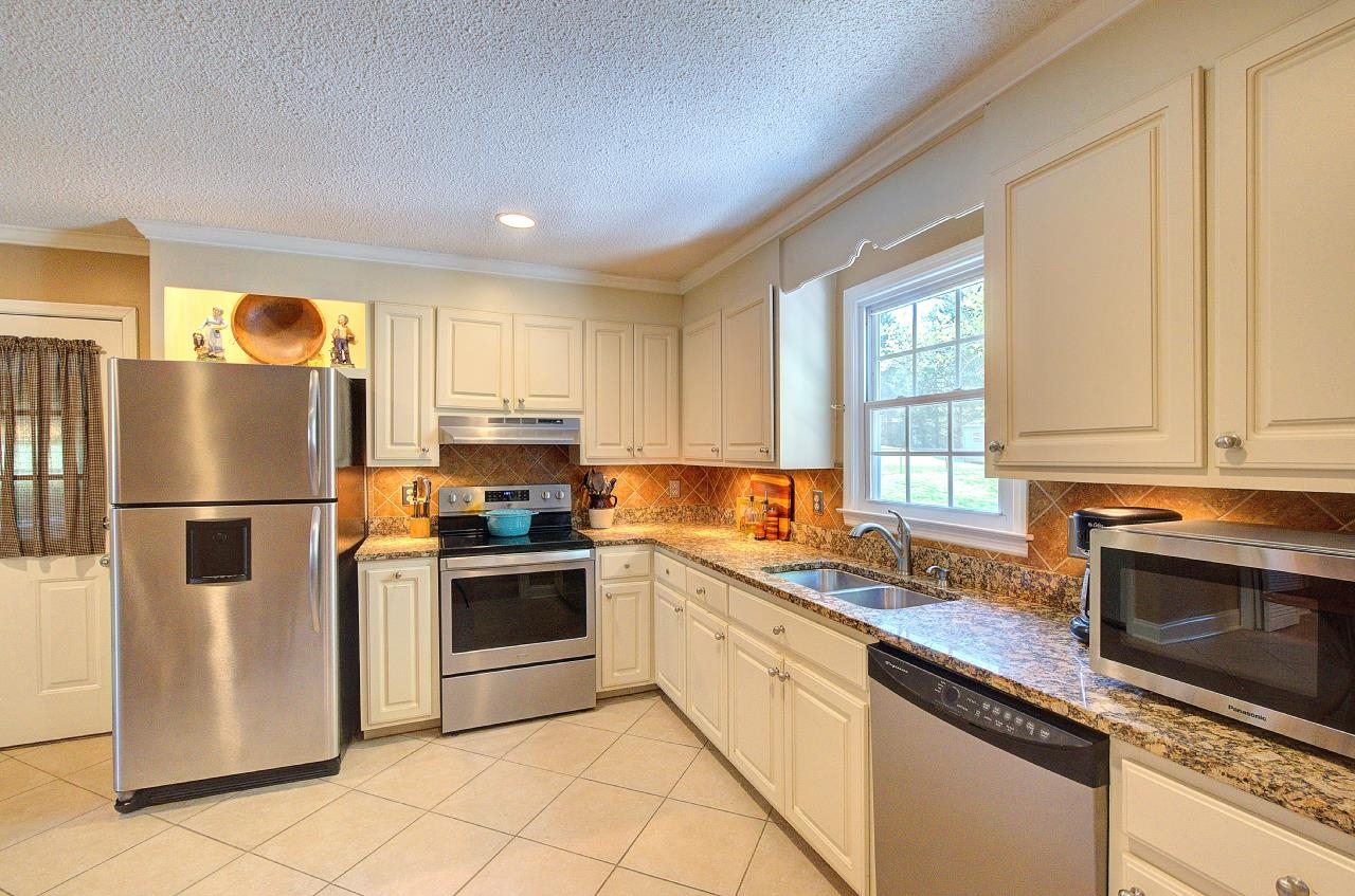 39 Rollingreen Road, Greer, South Carolina image 13