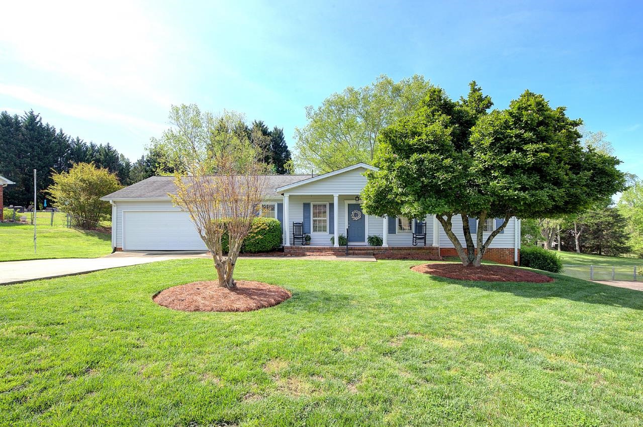 39 Rollingreen Road, Greer, South Carolina image 1