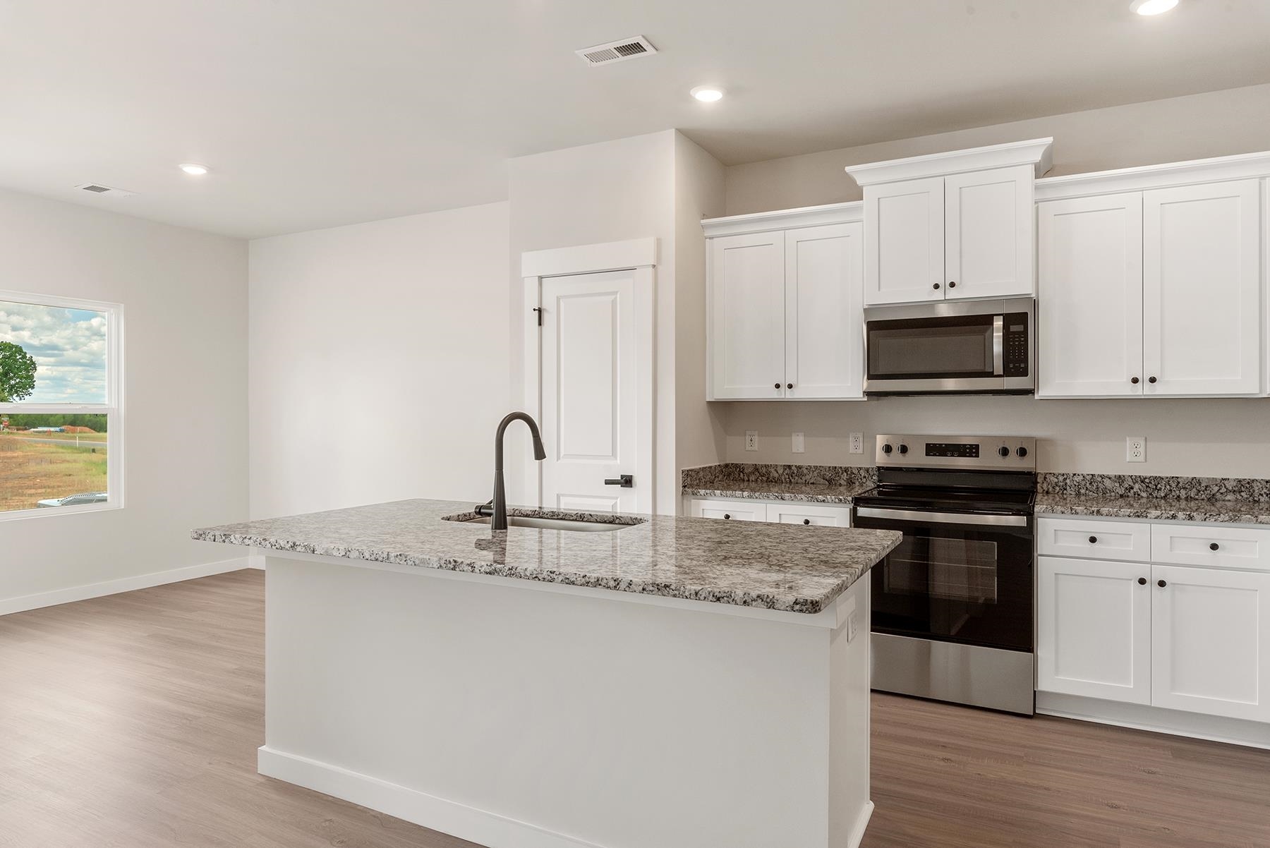 1213 Crested Iris Street, Moore, South Carolina image 8