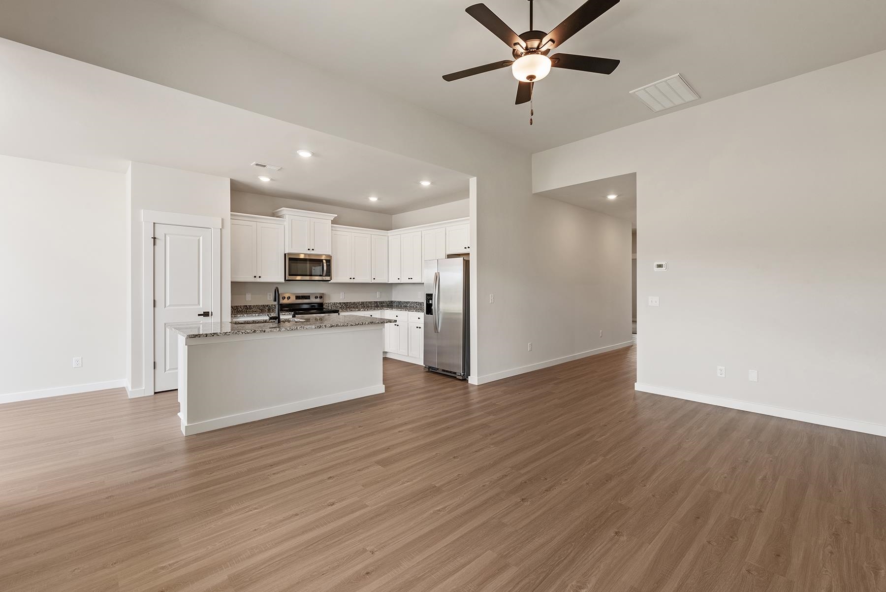 1213 Crested Iris Street, Moore, South Carolina image 2