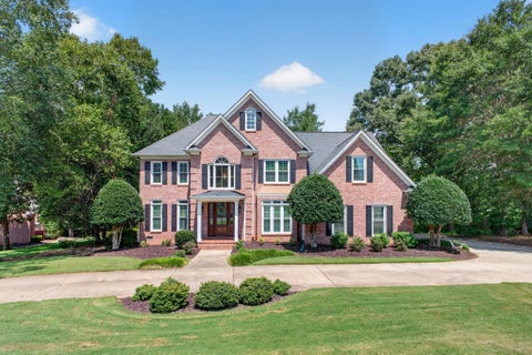 Homes For Sale - 519 Live Oak Court<br/> Greer, SC 29651