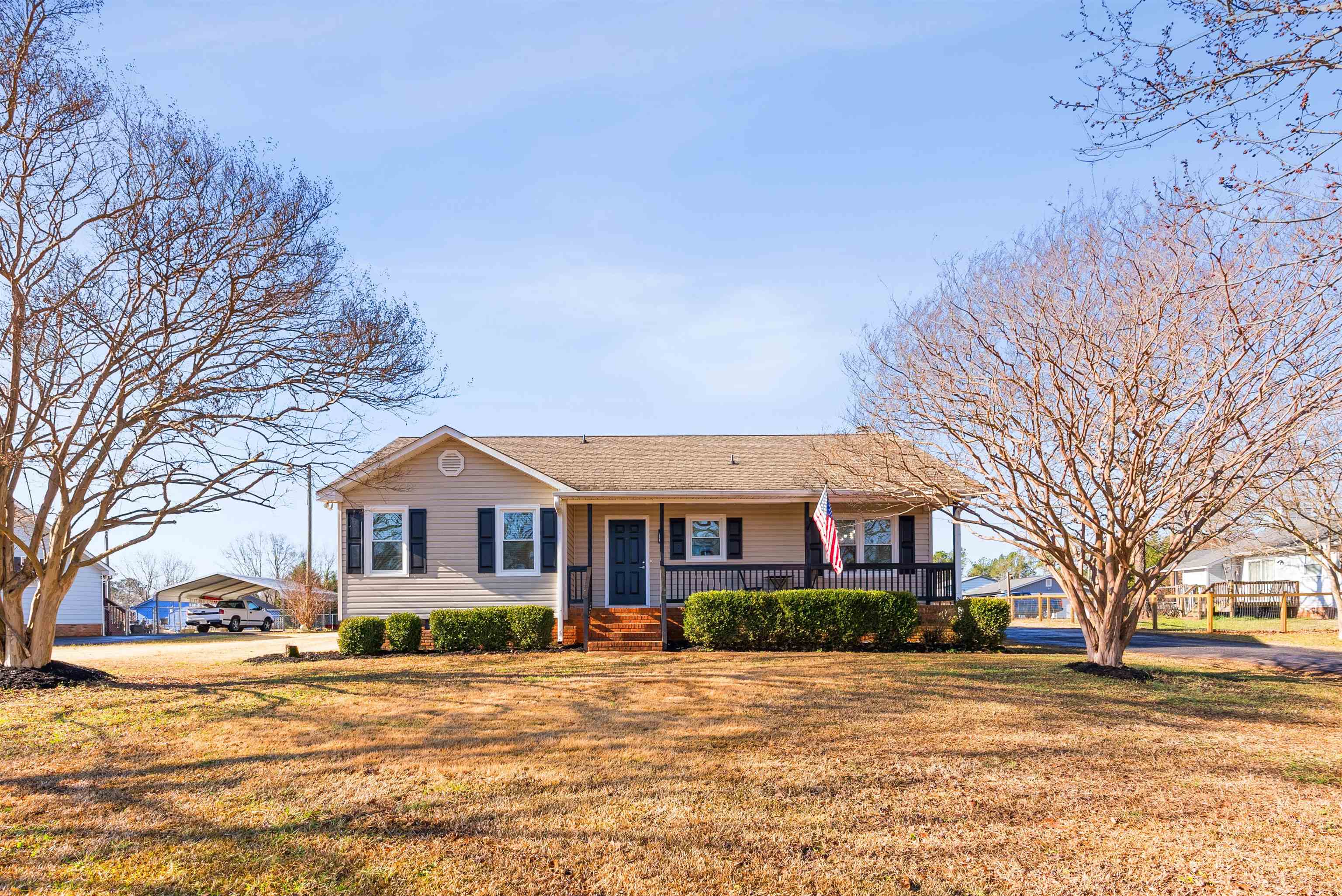 1828 John Dodd Road, Wellford, South Carolina image 1