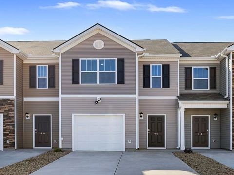 Townhouse For Sale - 46 Sunriff Court<br/> Greer, SC 29651