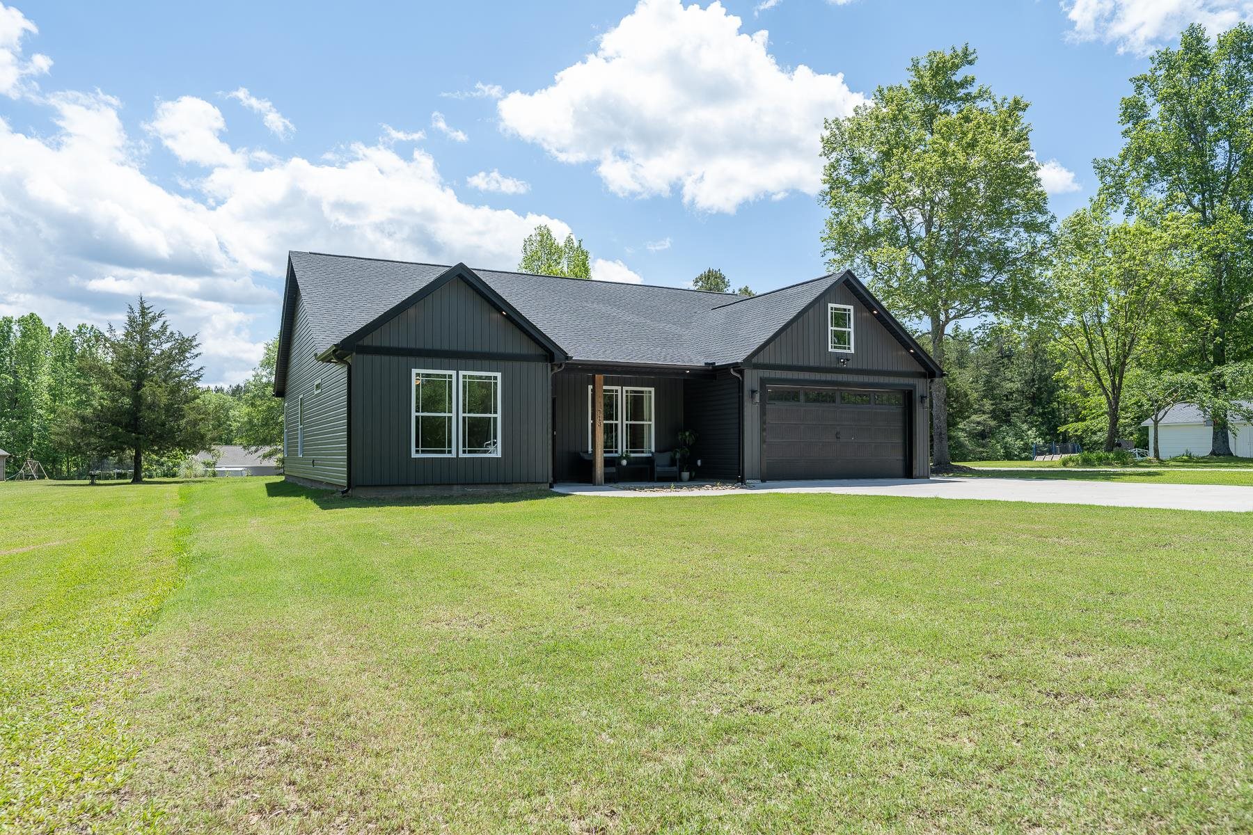 713 Bradley Dill Road, Campobello, South Carolina image 4