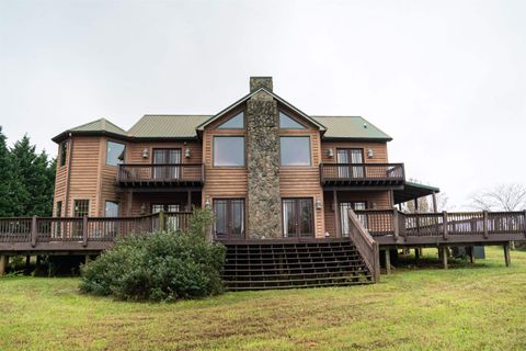 A home in Cowpens