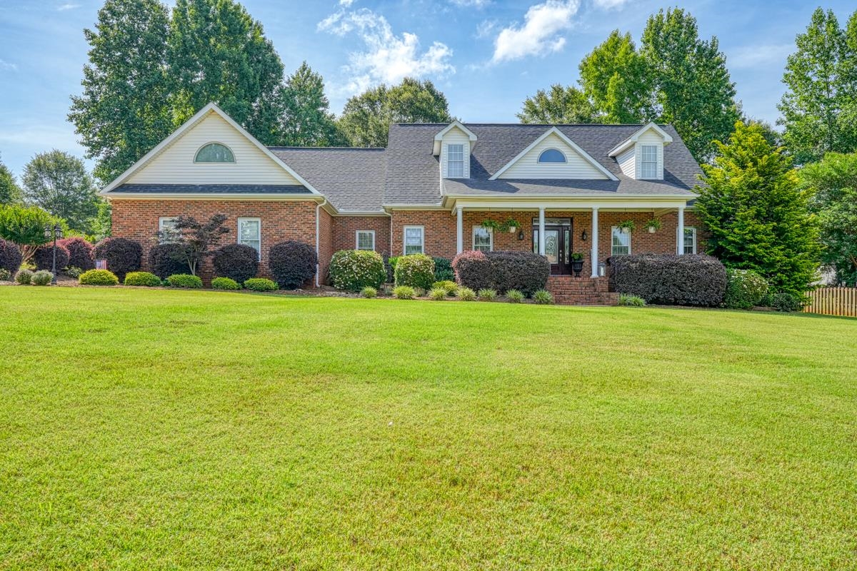 323 Fishermans Cove, Inman, South Carolina image 1