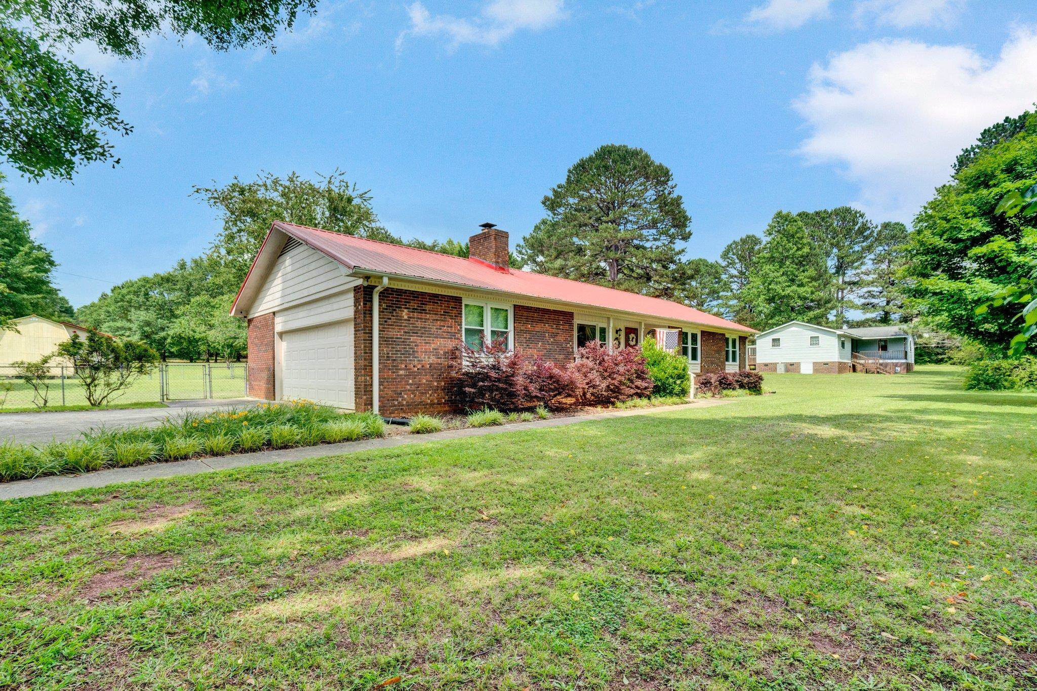 203 Ponder Road, Greer, South Carolina image 4