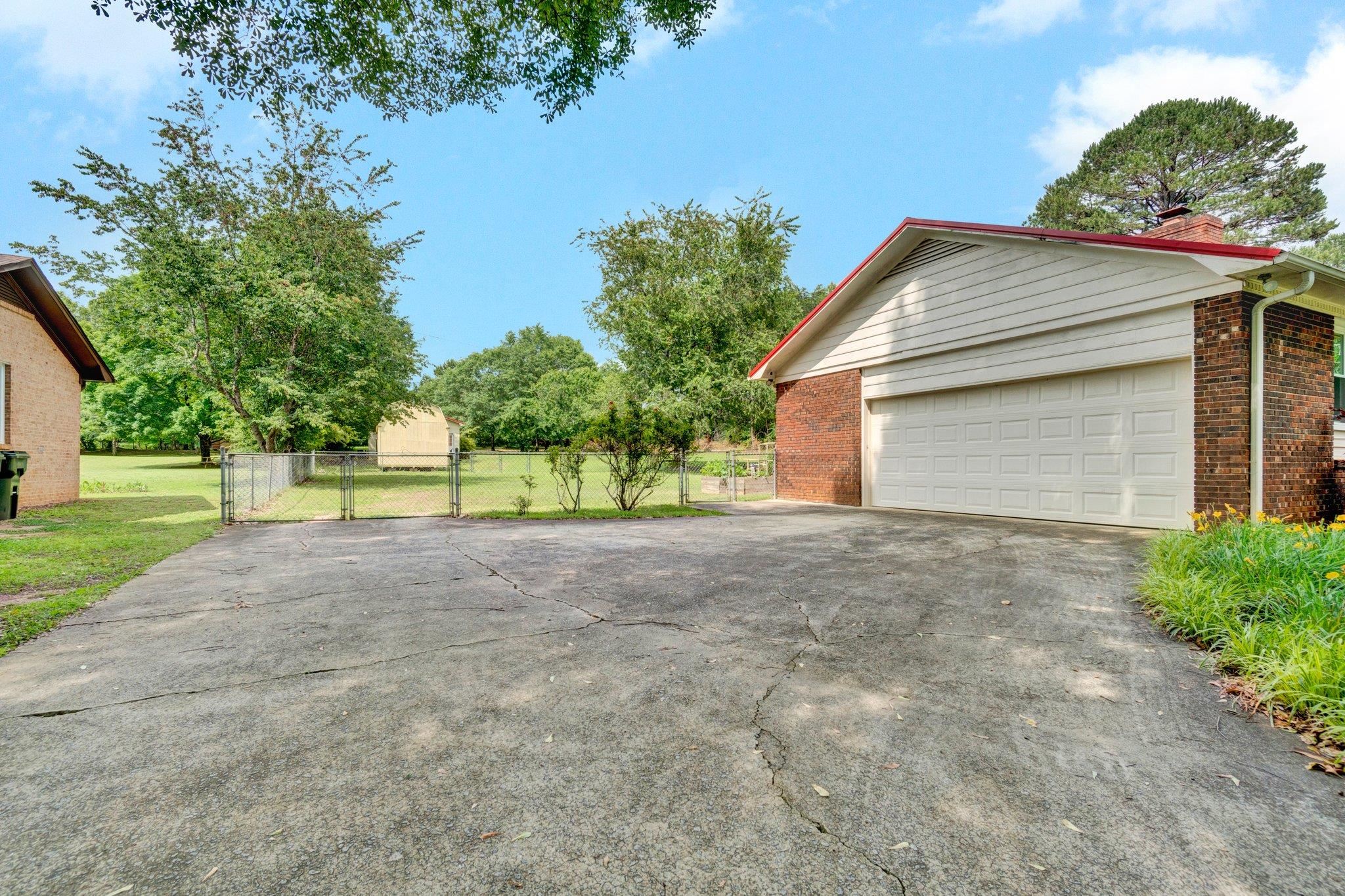 203 Ponder Road, Greer, South Carolina image 5