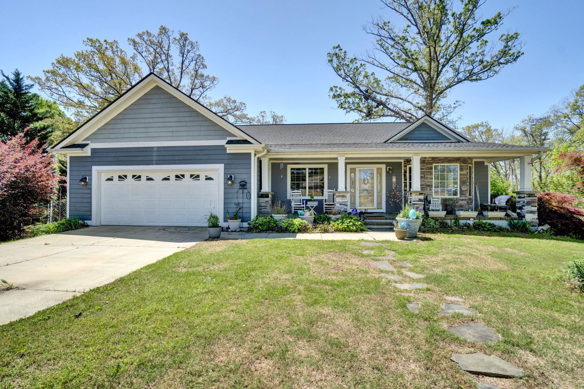 21 Martin Drive, Greenville, South Carolina image 1