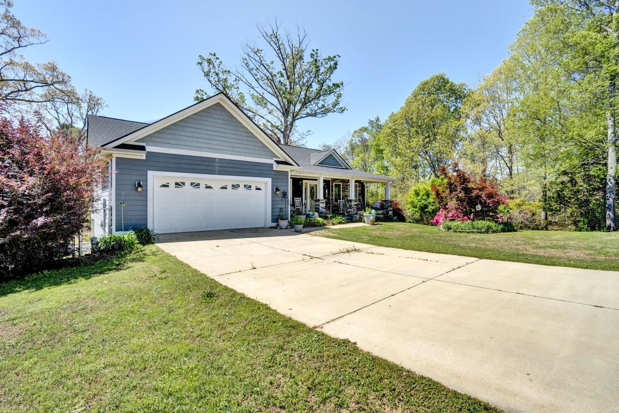 21 Martin Drive, Greenville, South Carolina image 2