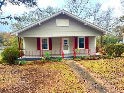 A home in Inman