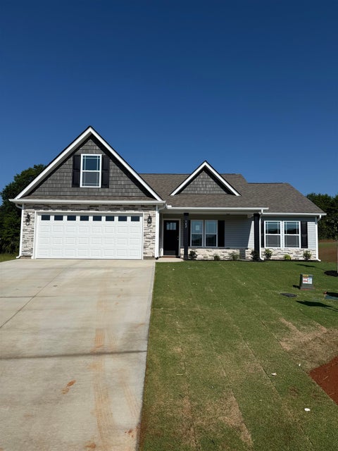 Homes For Sale - 142 Alteza Drive Ct<br/> Inman, SC 29349