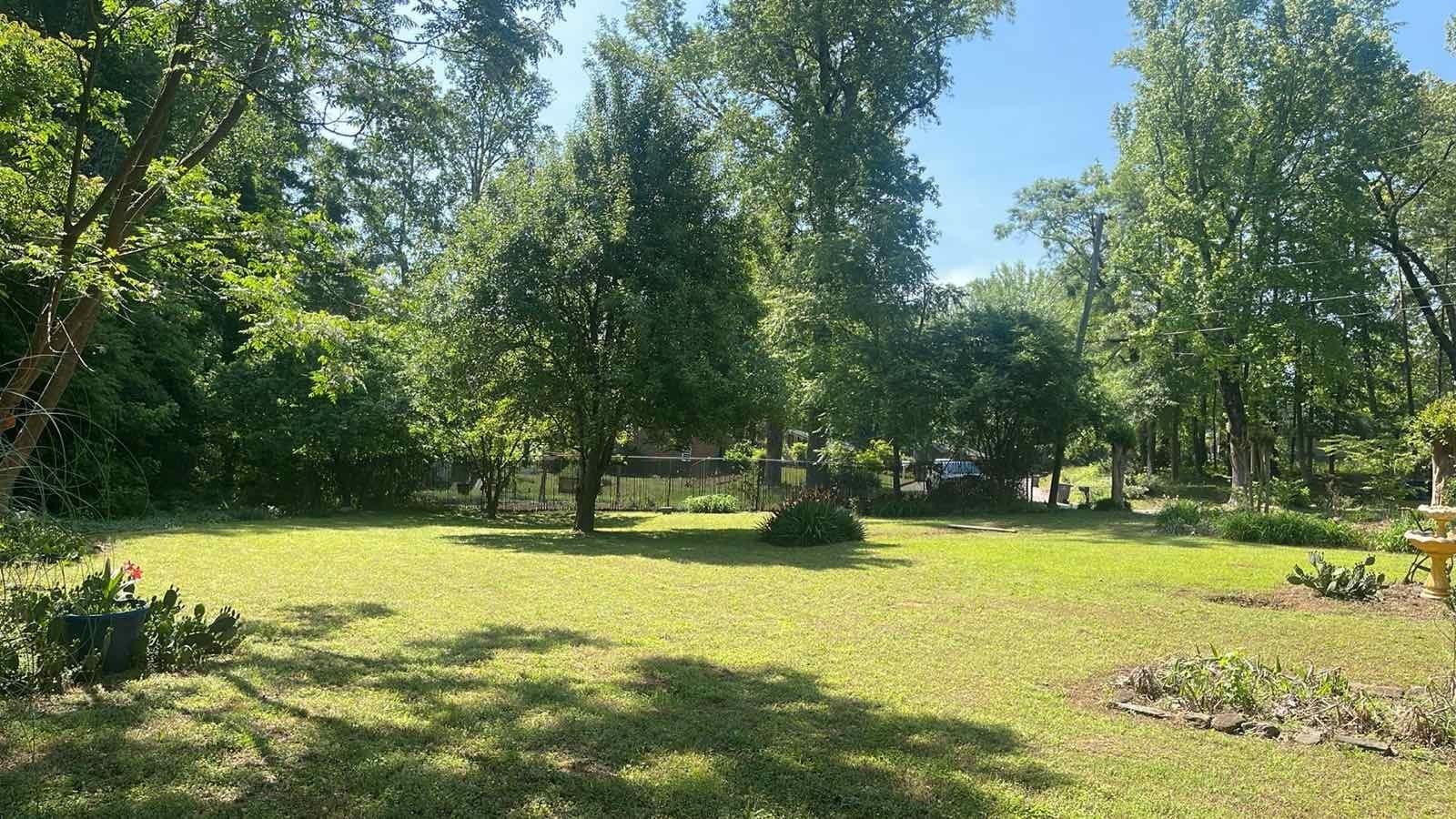 Amherst Drive, Spartanburg, South Carolina image 1