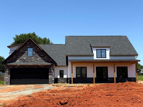Homes For Sale - 1088 John Dodd Rd Rd<br/> Spartanburg, SC 29303