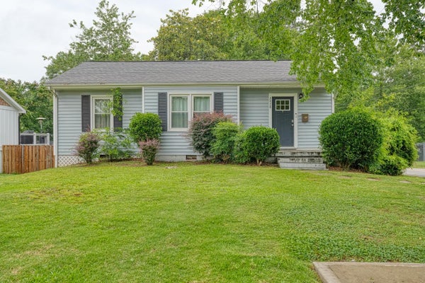 2478 COUNTRY CLUB RD, SPARTANBURG, SC 29302 - Image 9908d60751f7dd8febde8ff87a86e2c9/2269283215