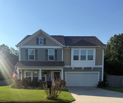 Homes For Sale - 174 Rushing Waters Drive<br/> Inman, SC 29349