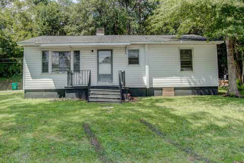 Homes For Sale - 503 Wylie Street<br/> Cherokee County, Gaffney, SC 29340