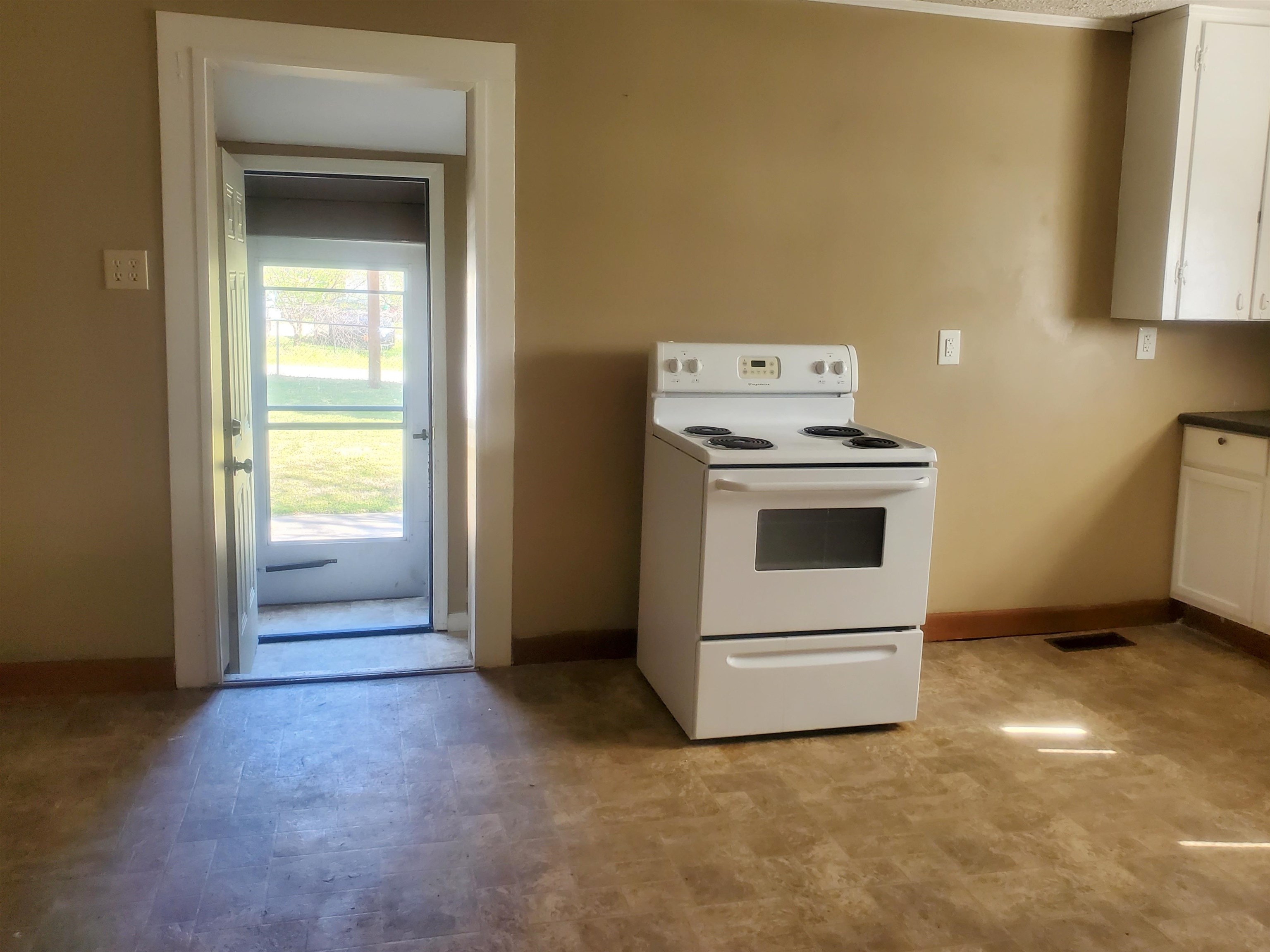 307 Woodruff Street, Woodruff, South Carolina image 17