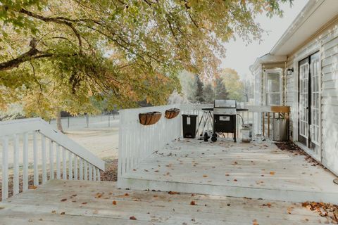 A home in Inman