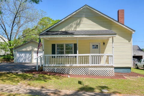 Homes For Sale - 9 Forest Mill Street<br/> Spartanburg, SC 29301