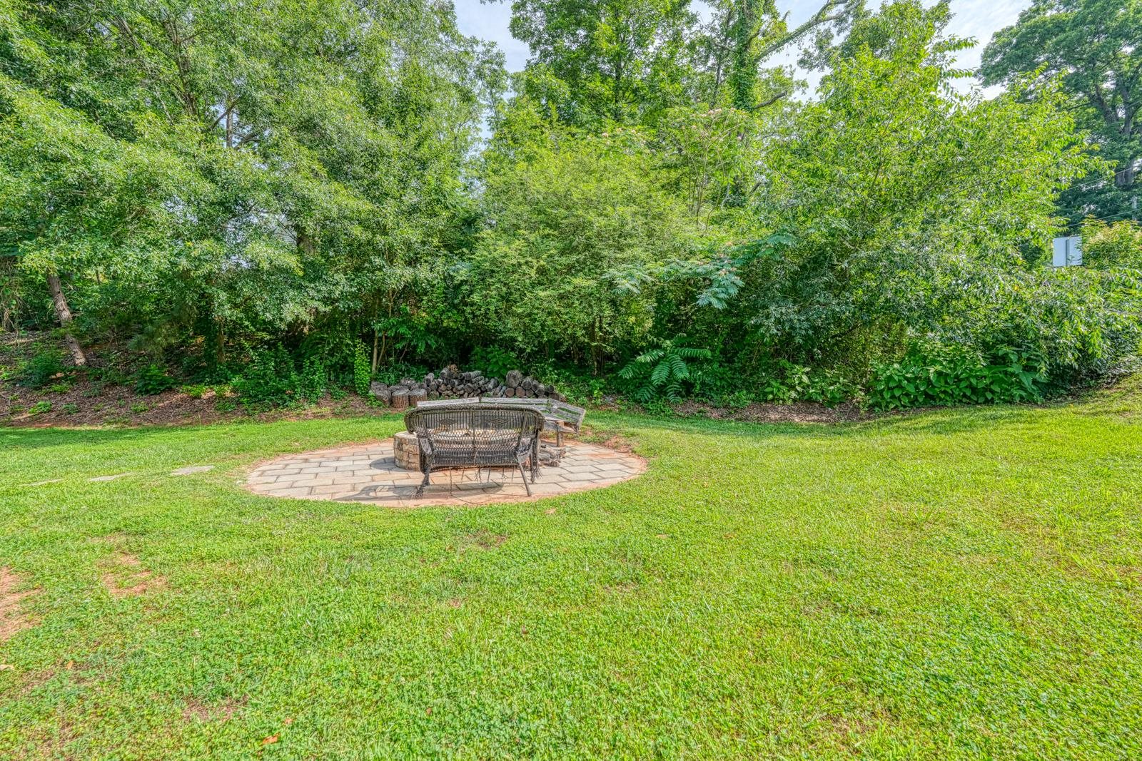 203 Palmetto Drive, Greer, South Carolina image 5