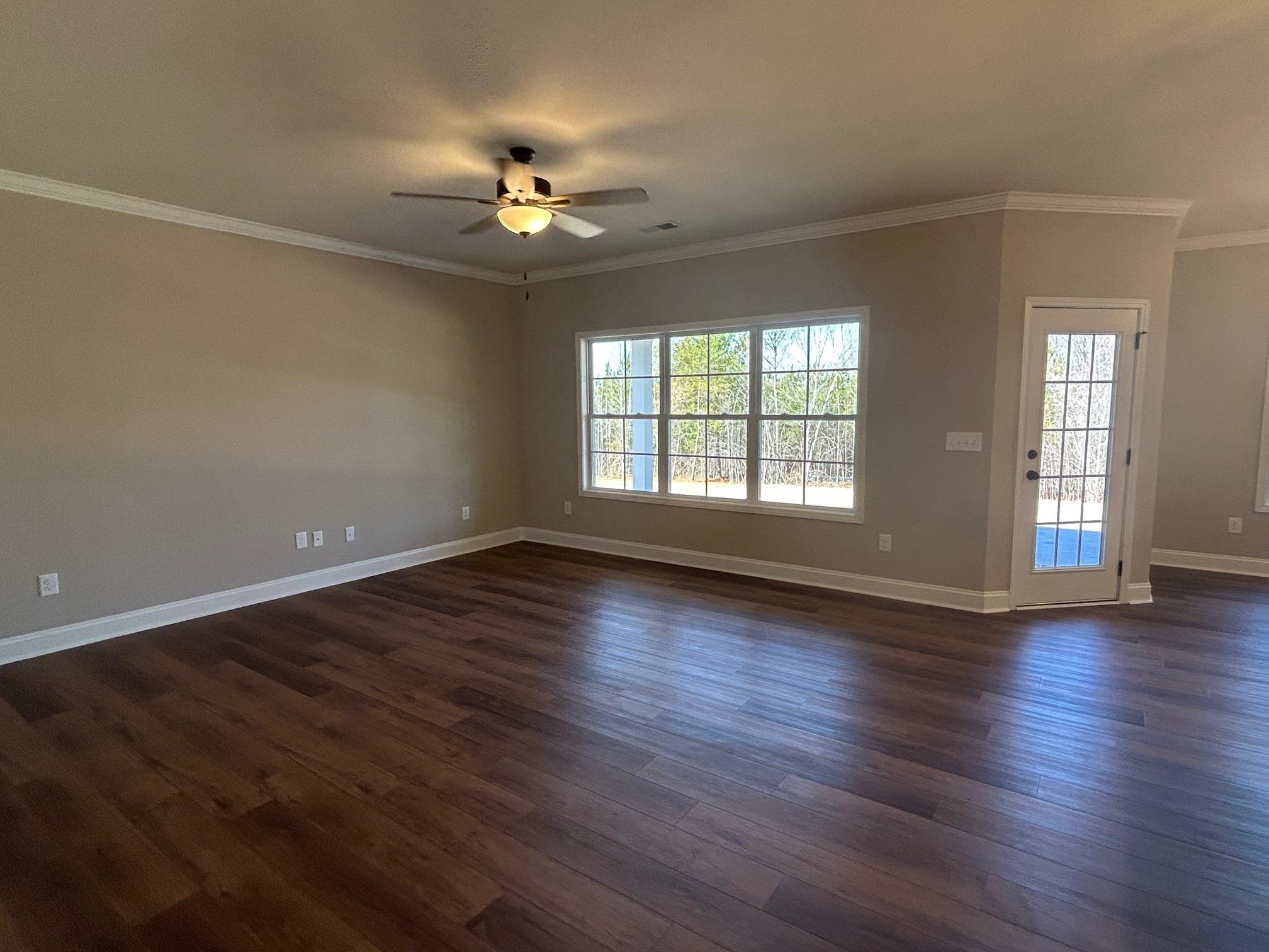 245 Carriage Gate Drive, Wellford, South Carolina image 3