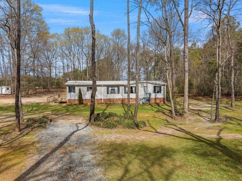 Mobile Home For Sale - 360 Geddis Road<br/> Spartanburg County, Inman, SC 29349