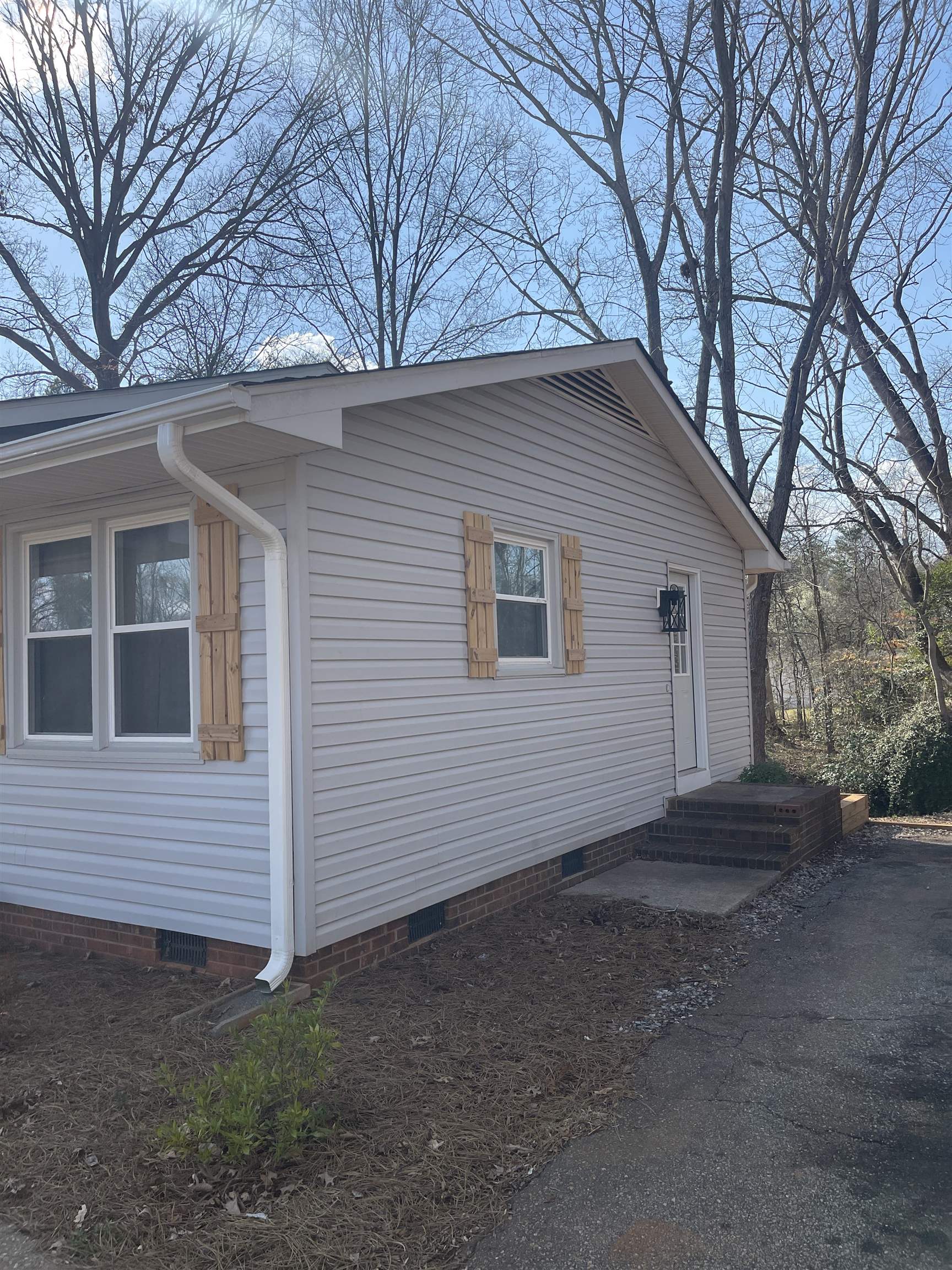 105 Padgett Ct, wellford, South Carolina image 2