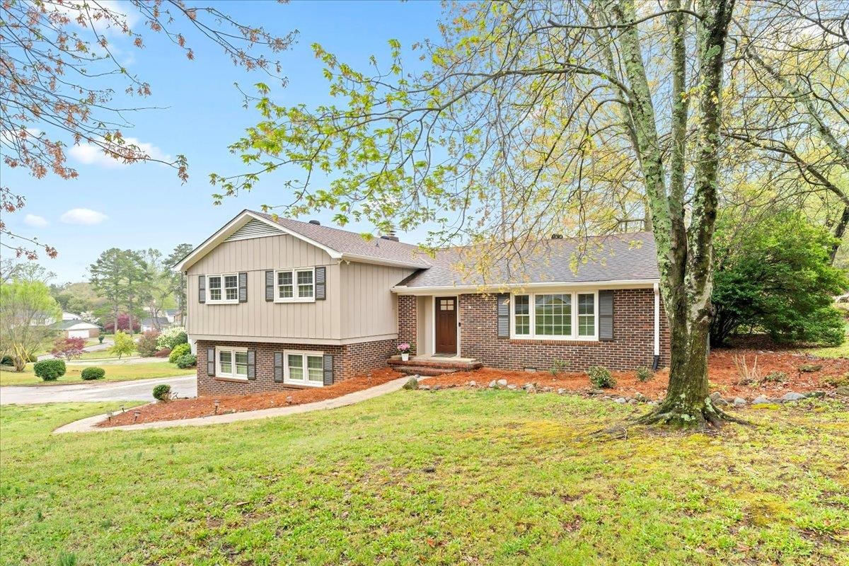 2 E Indian Trail, Taylors, South Carolina image 2
