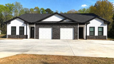 Multifamily For Sale - 793 & 795 Lyman Road<br/> Spartanburg County, Inman, SC 29349