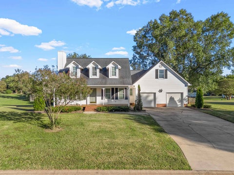 Homes For Sale - 207 SW Fieldsedge Dr Dr<br/> moore, SC 29369