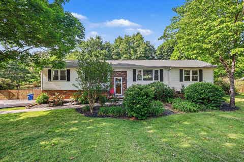 Homes For Sale - 200 Bentwood Road<br/> Piedmont, SC 29673