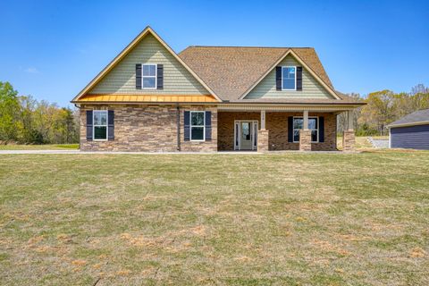 Homes For Sale - 756 Ruby Golightly Drive<br/> Inman, SC 29349