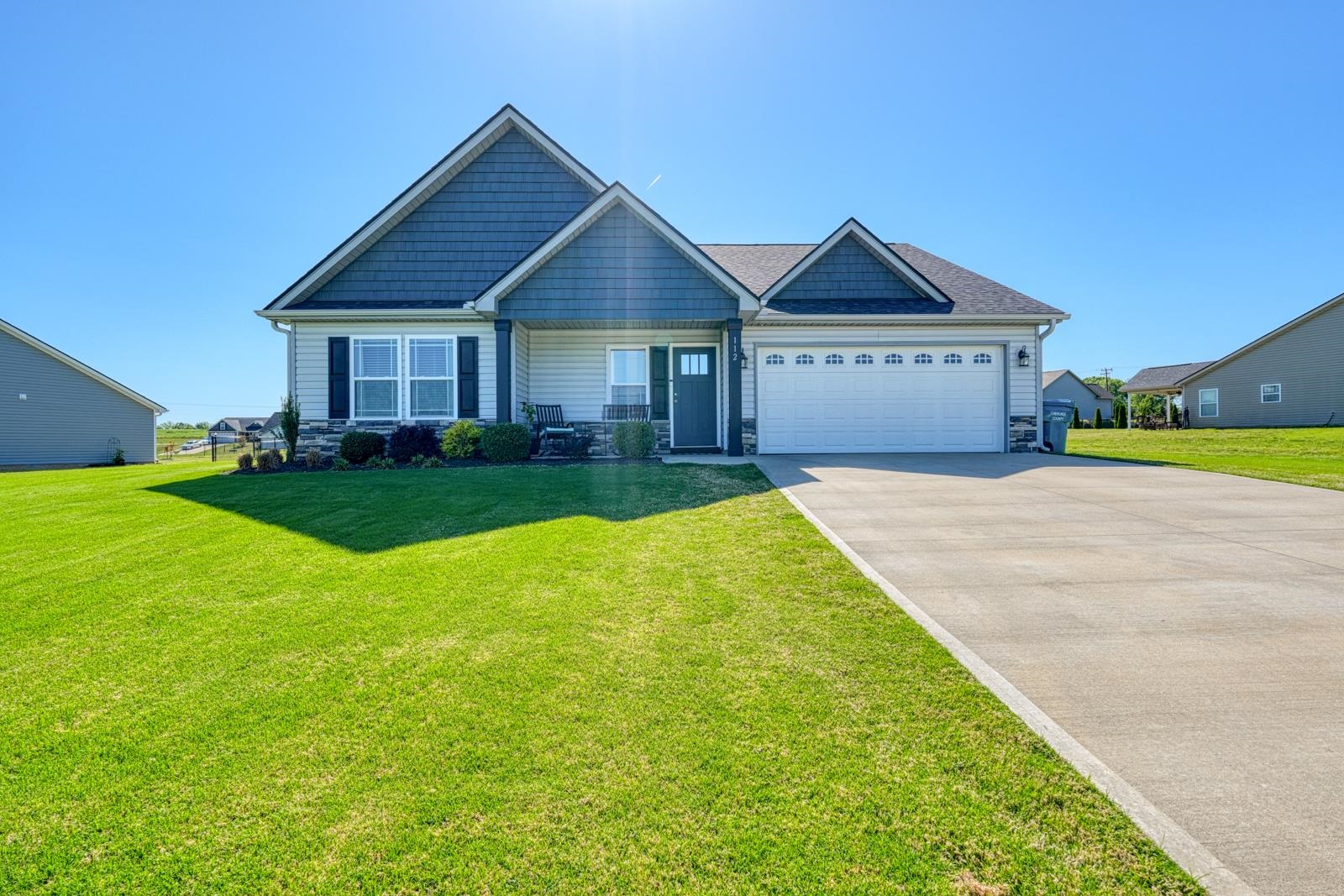 112 Meadow Lake Drive, Cowpens, South Carolina image 1