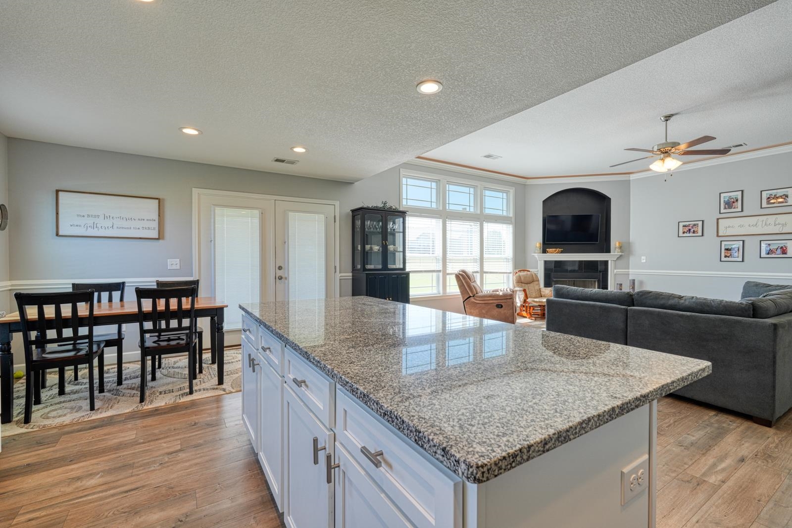112 Meadow Lake Drive, Cowpens, South Carolina image 11