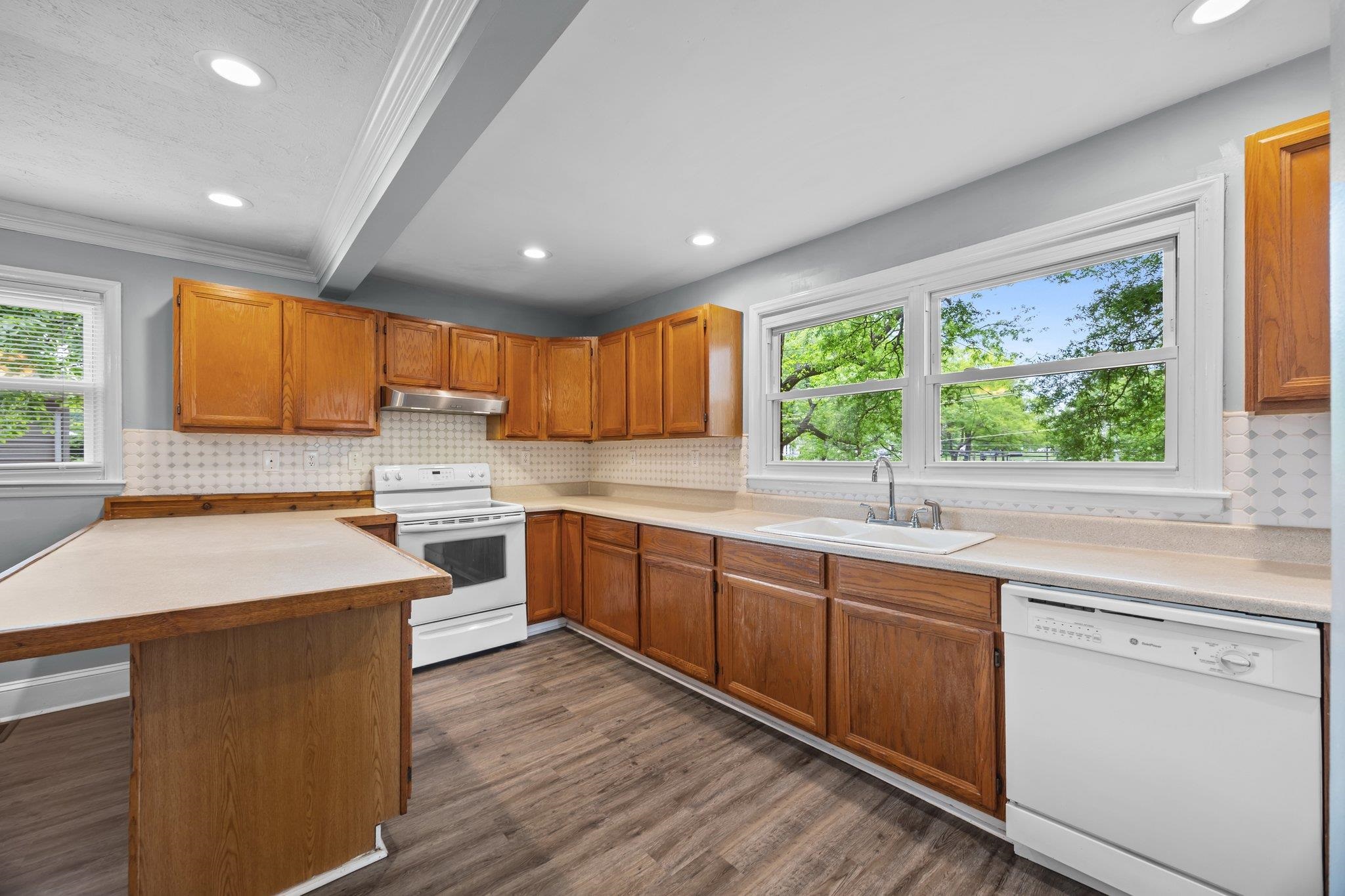 330 Clover Street, Mooresville, North Carolina image 11