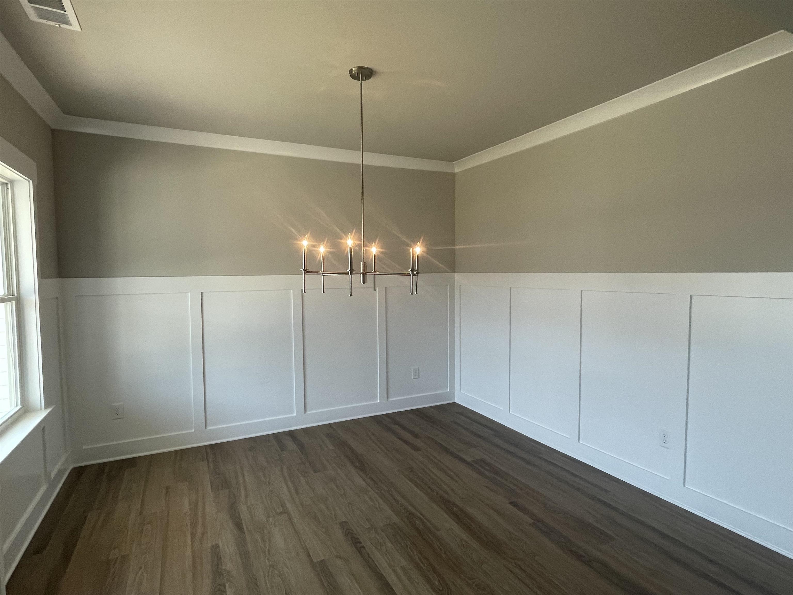 1121 Denington Drive, Spartanburg, South Carolina image 2