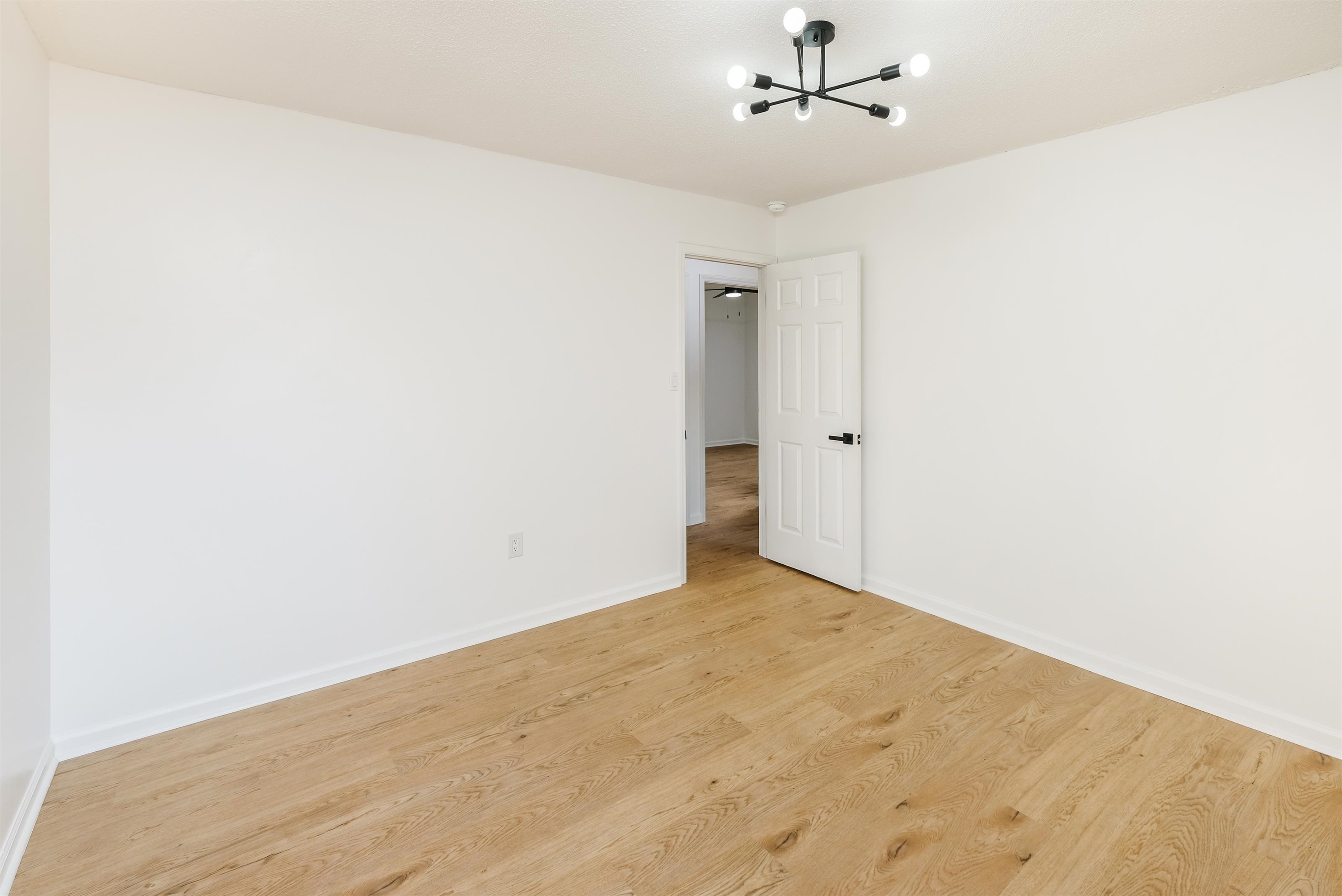 2 Willowood Drive, Spartanburg, South Carolina image 13