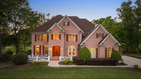Homes For Sale - 394 Crepe Myrtle Drive<br/> Greer, SC 29651