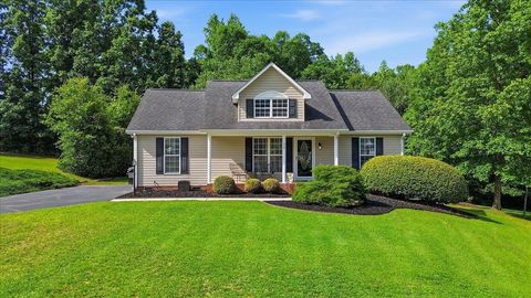 Homes For Sale - 535 Wind Crest Drive<br/> Inman, SC 29349