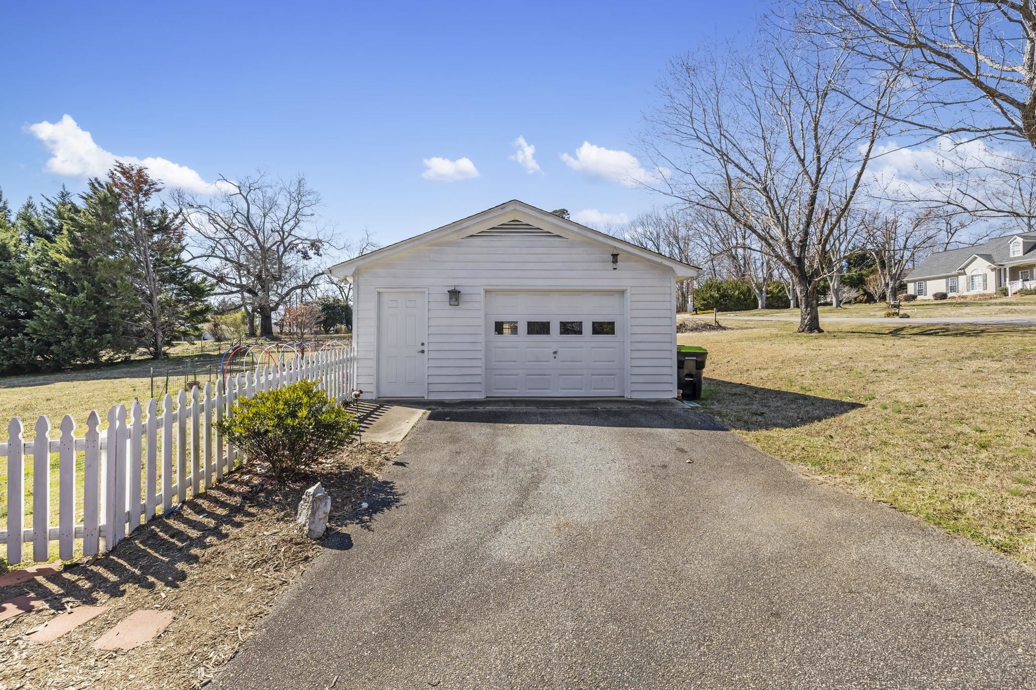 107 Asbury Drive, Landrum, South Carolina image 37